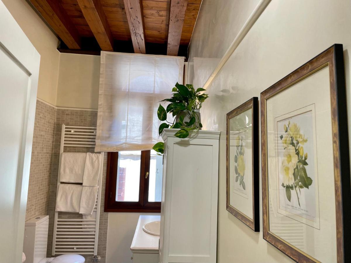 Santa Caterina: Charming Apartment Тревизо Экстерьер фото