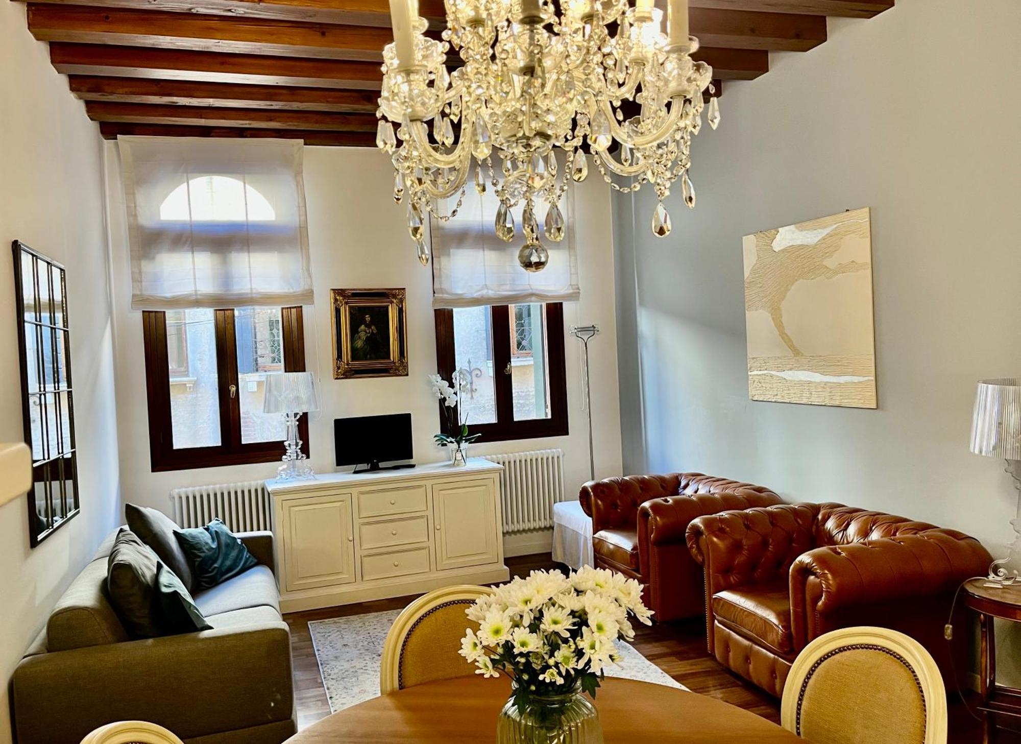 Santa Caterina: Charming Apartment Тревизо Экстерьер фото